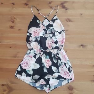 Flora Nikrooz Romper NWOT